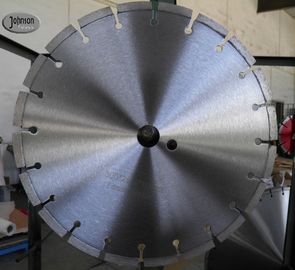 ขนาดเส้นผ่าศูนย์กลาง 300 มม. Super Thin Hand Held Saw Blade สำหรับคอนกรีตเสริมแรงตัดเร็ว